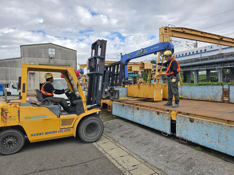 日中作業（機材管理部）